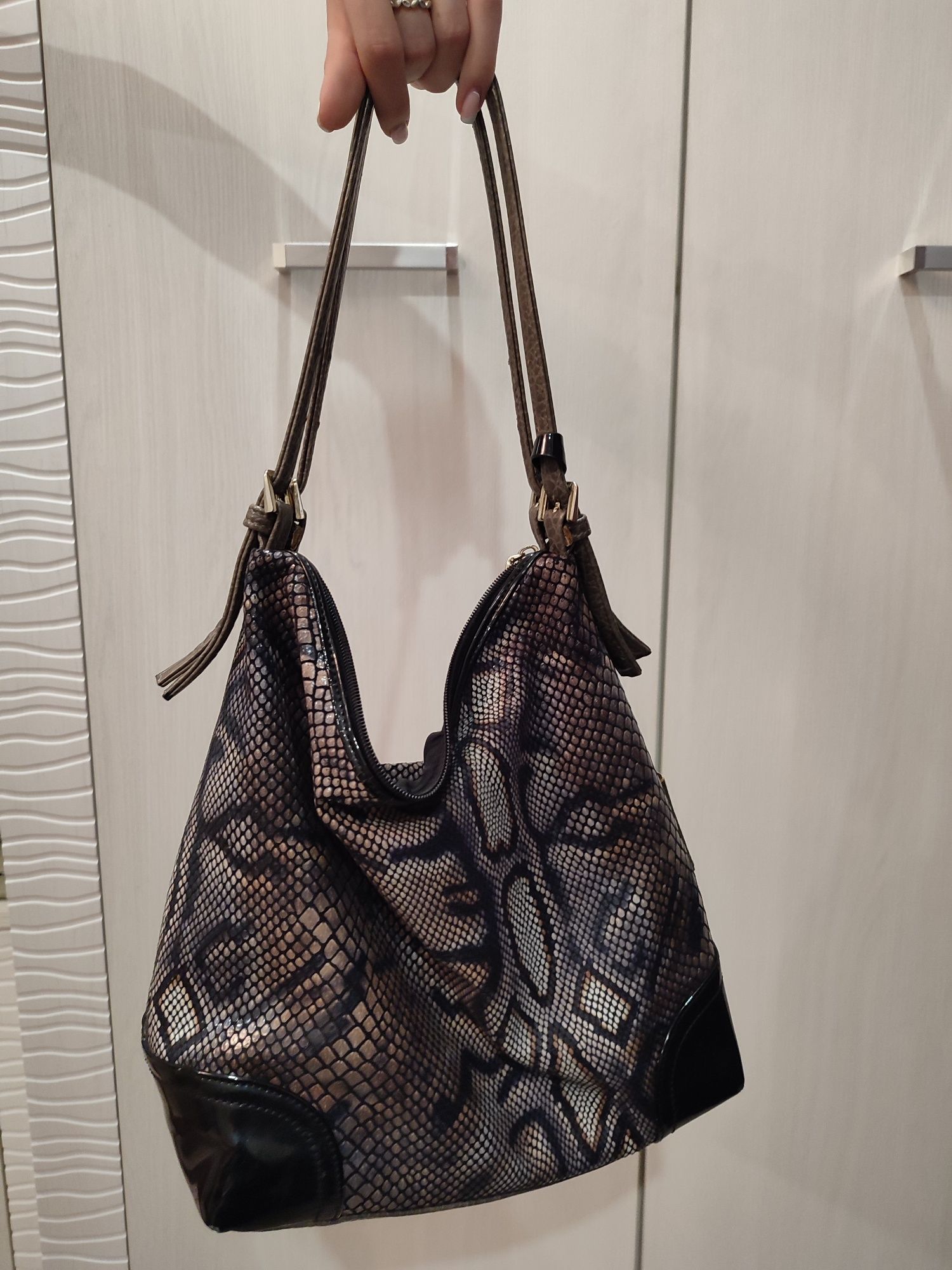 Продам сумки женские