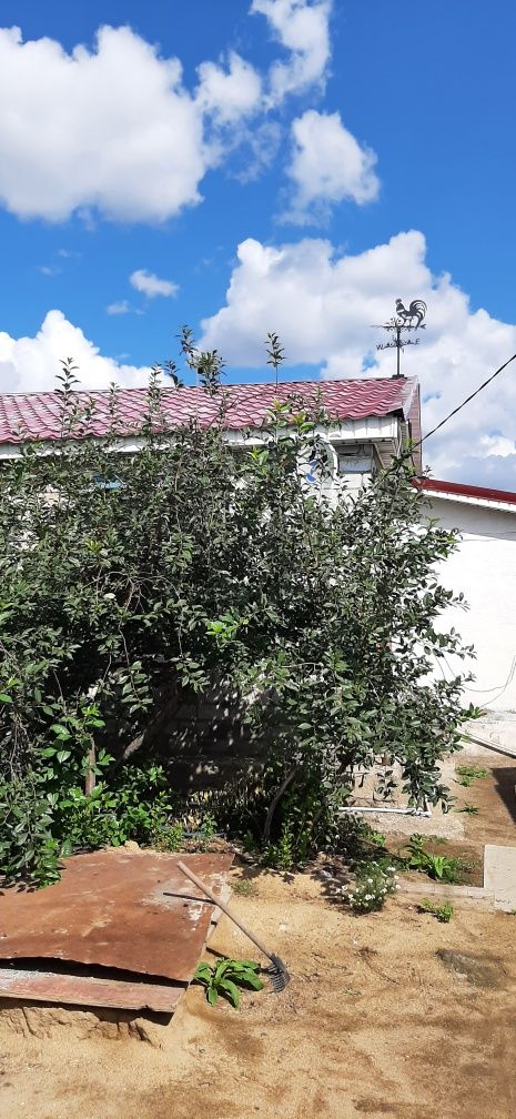 Продам жилой четырехкомнатный дом в районе ГОРЕМА, полезная площадь 80
