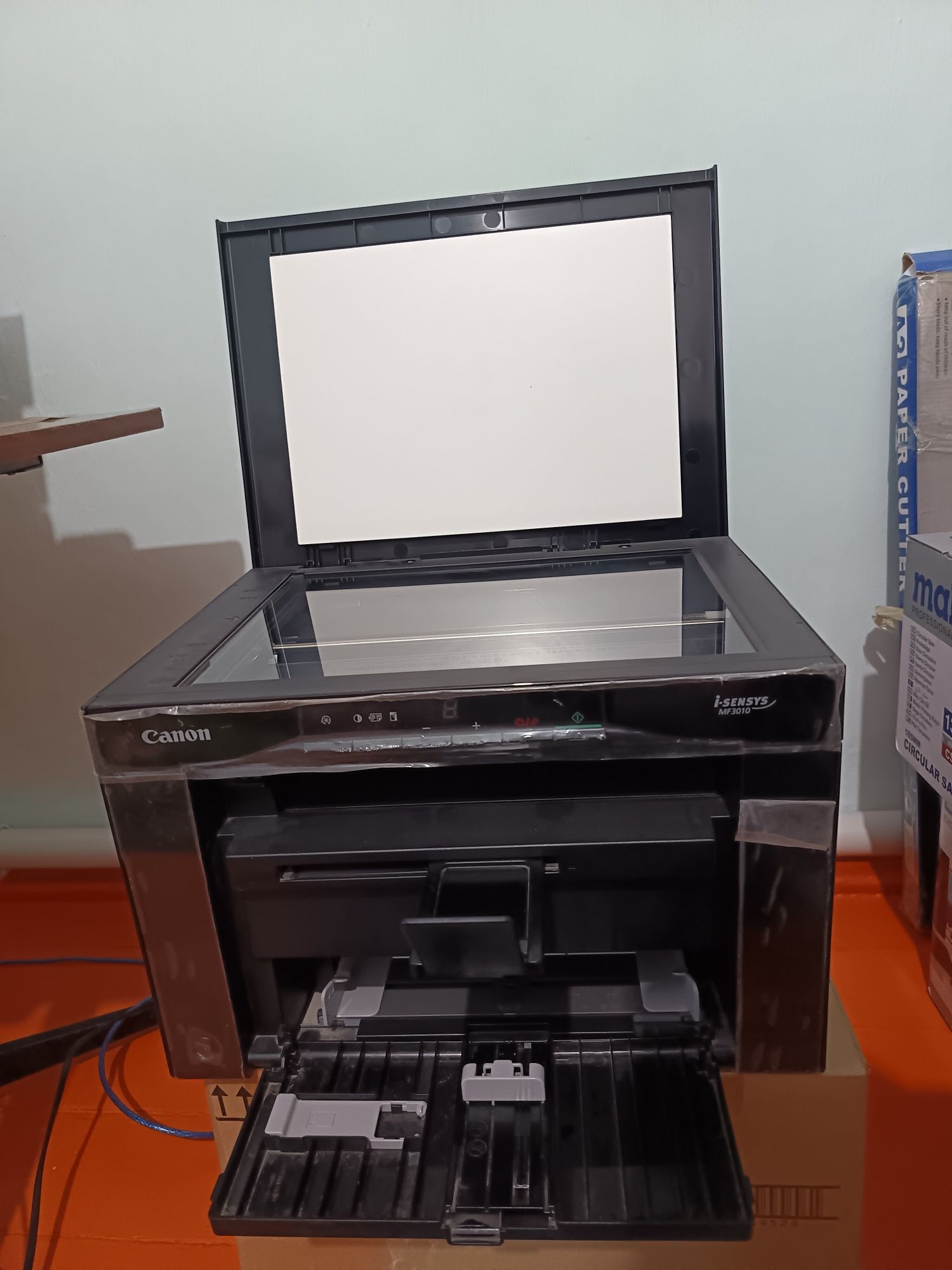 Принтер Canon mf3010