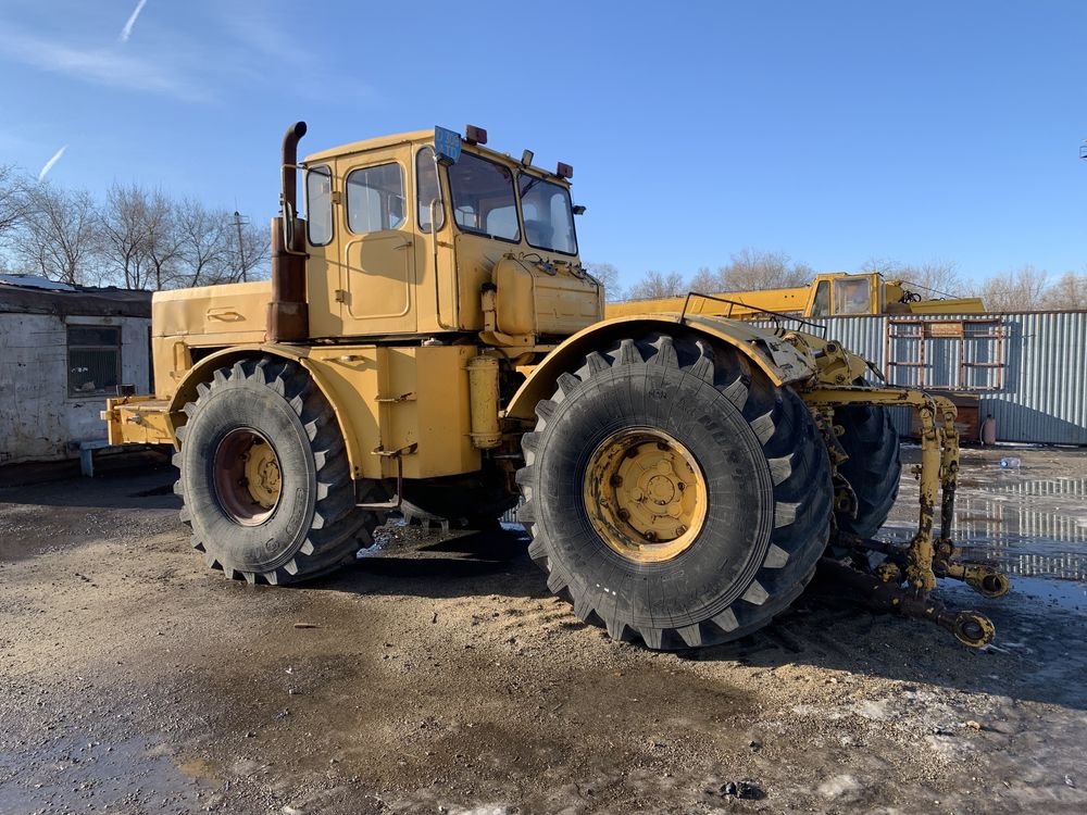 Кировец К700 К-700
