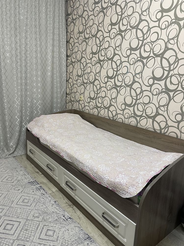 Продам мебель для детской/подростковой комнаты.