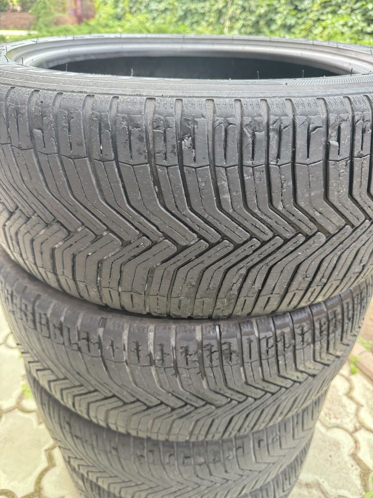 Шины MICHELIN 235/45/18
