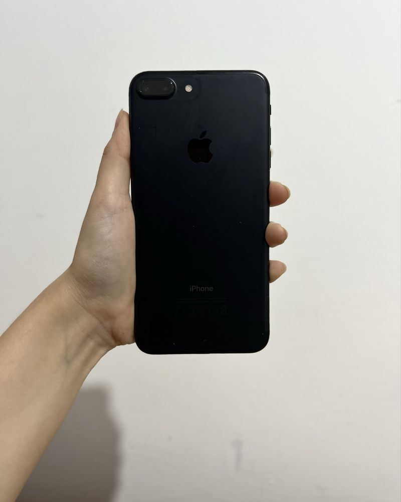 iPhone 7+ 128 gb