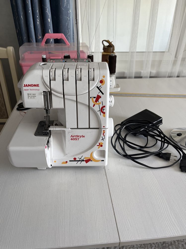Оверлог Janome ArtStyle4057