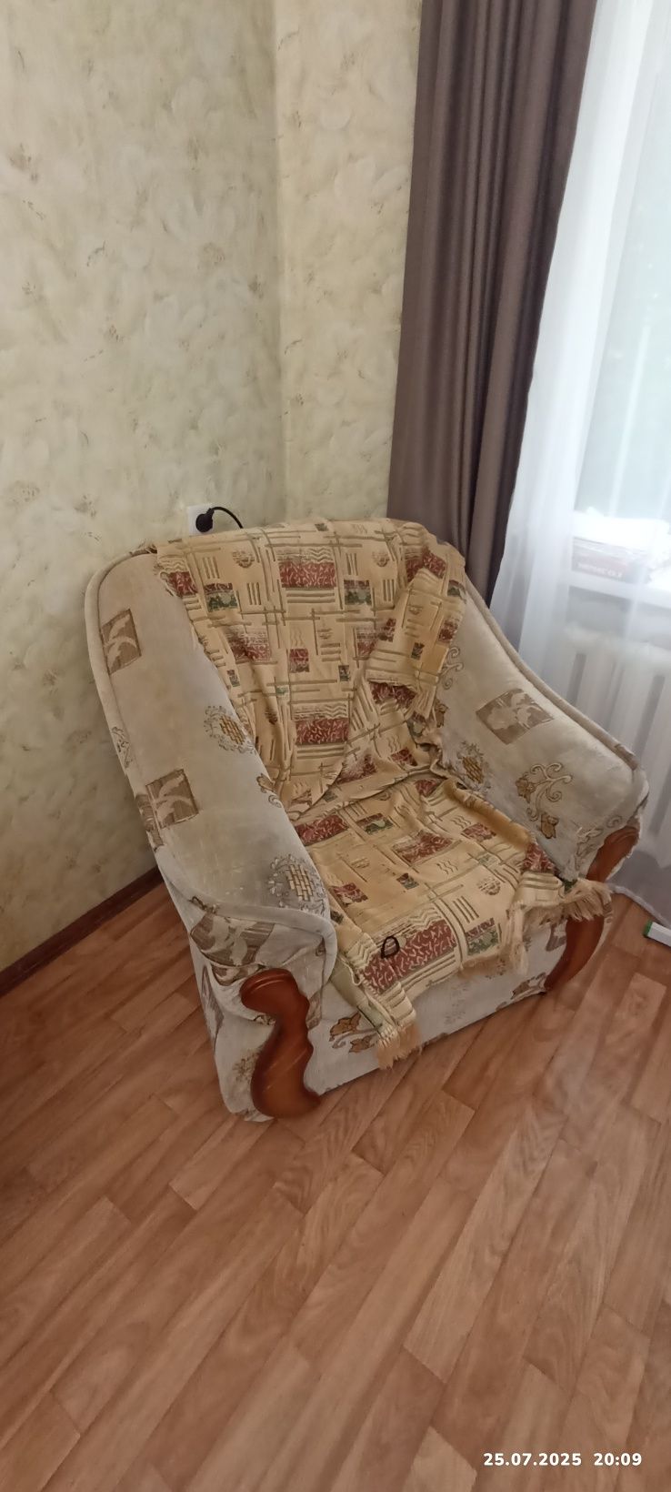 Продам кресло для чего