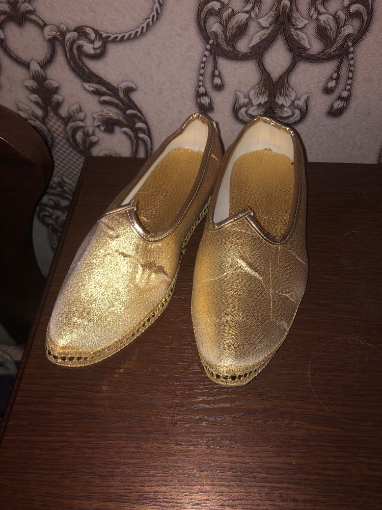 Продам национальное платье и туфельки