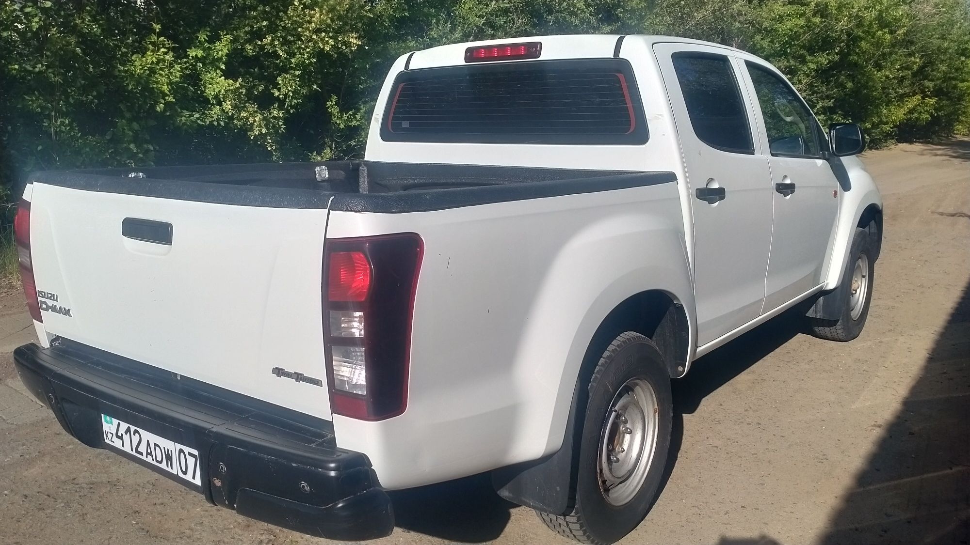 Продам Isuzu d-max