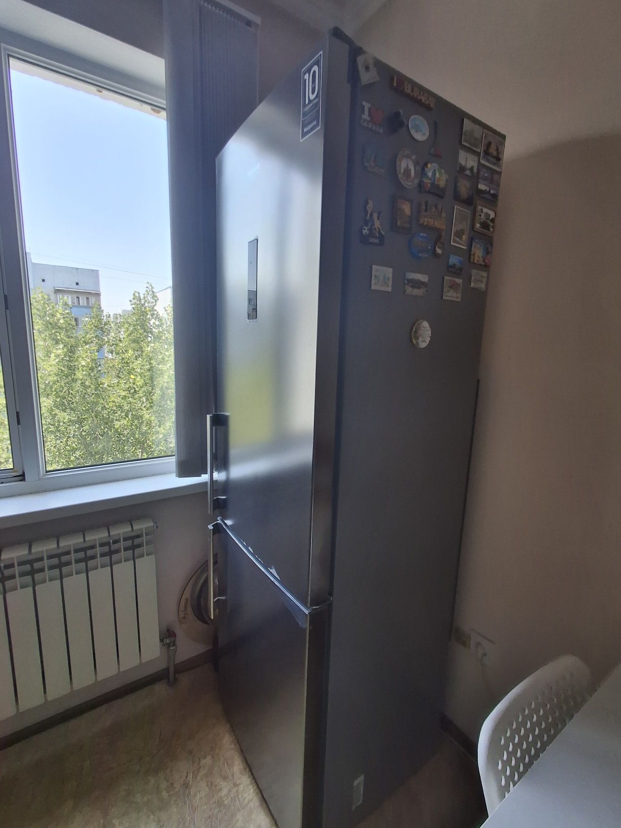 Холодильник Hotpoint ariston