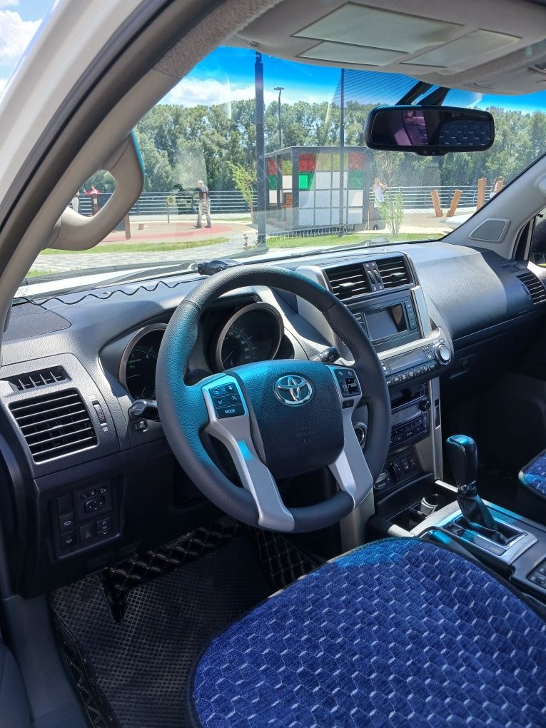 Автомобиль TLC Prado