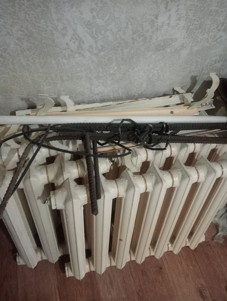 Продаются чугунные батареи рабочие