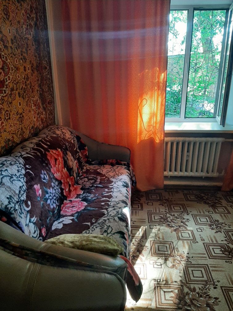 Сдам 2 ух комнатную квартиру