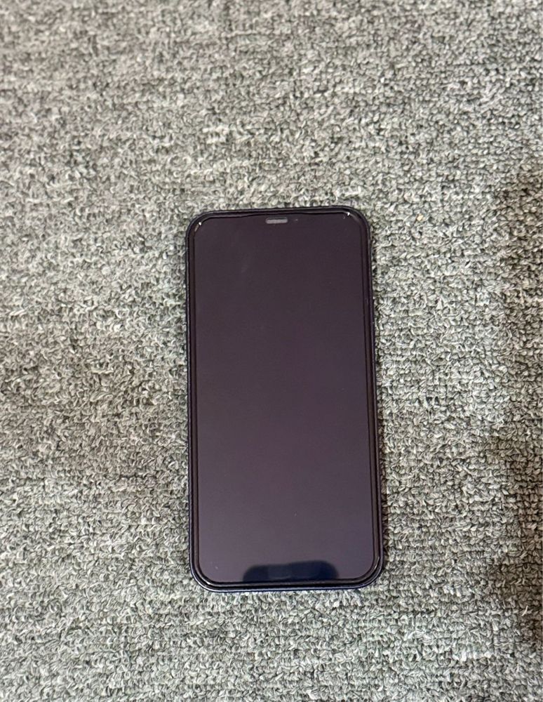 iPhone 12  64gb Eac