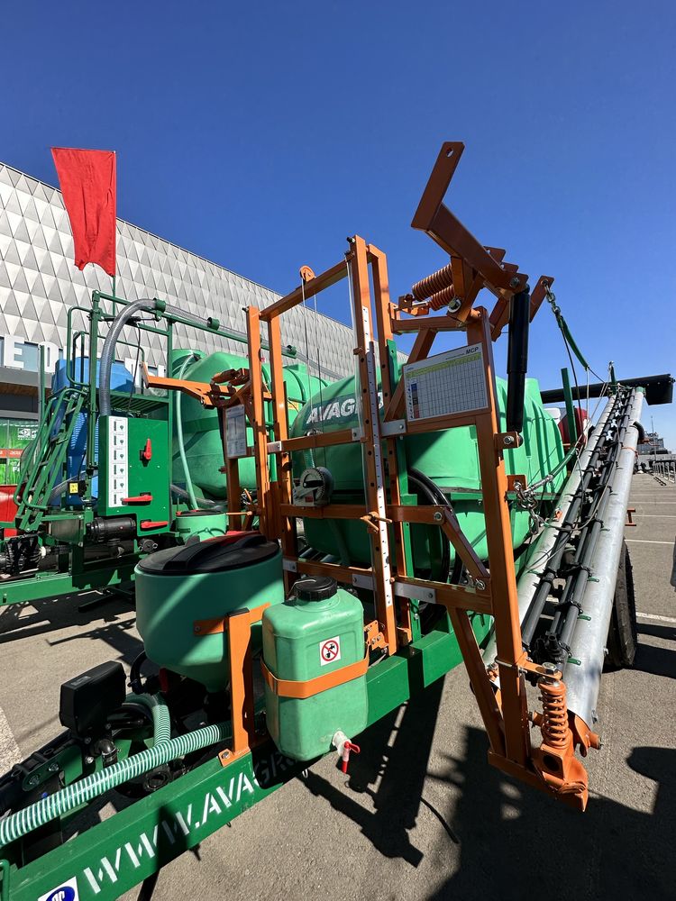 Опрыскиватель AVAGRO 2500 и 3000 л ( 30% субсидии)