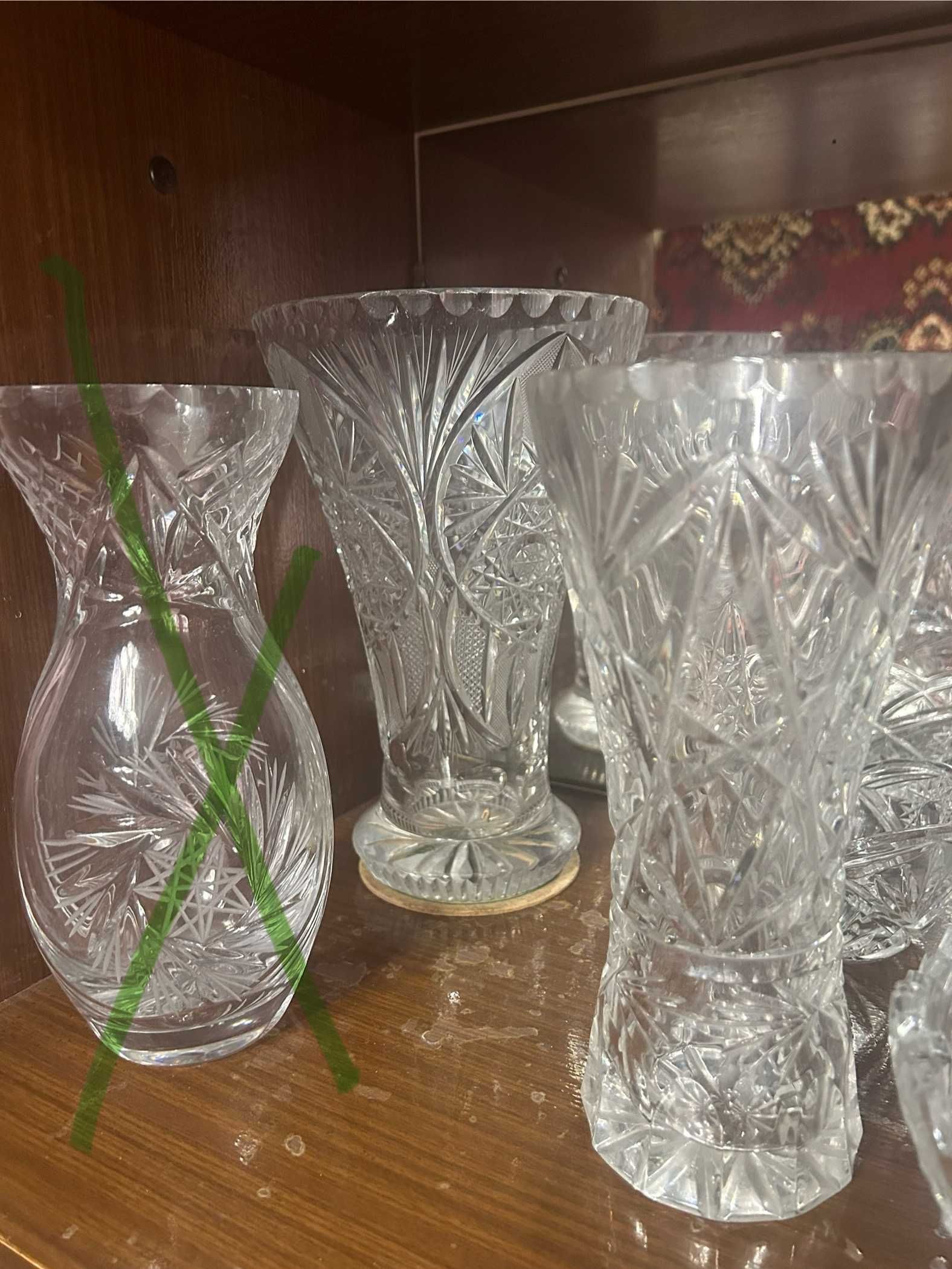 Продам хрустальные вазы и конфетницы