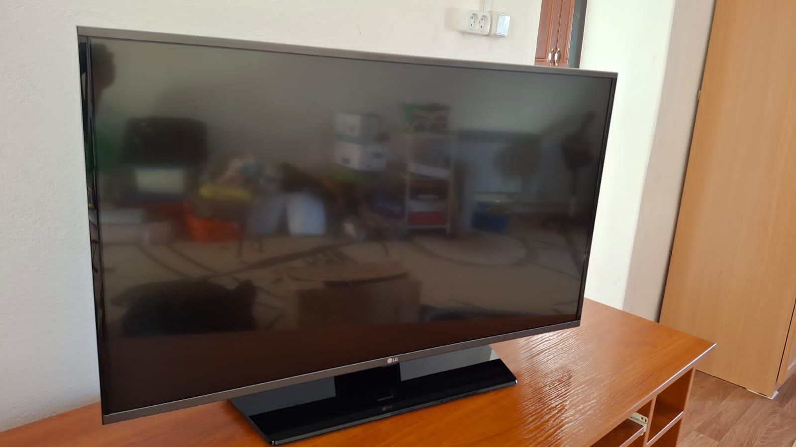 Телевизор SMART TV  LG