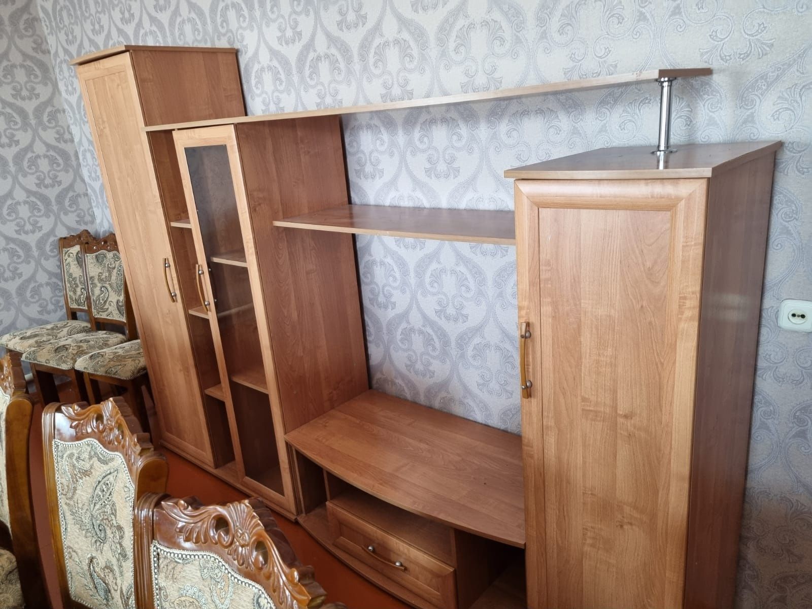 Продаётся стенка