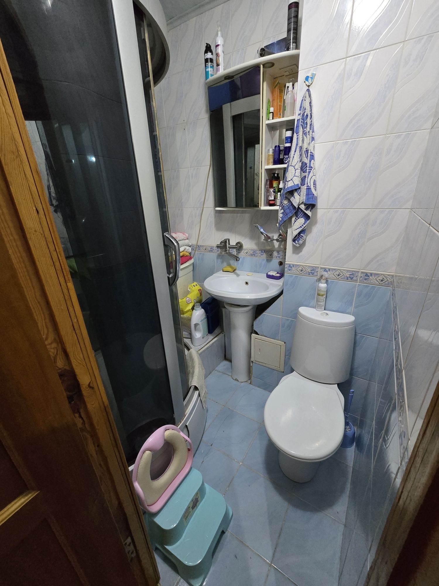 Продам 2 комнатную квартиру