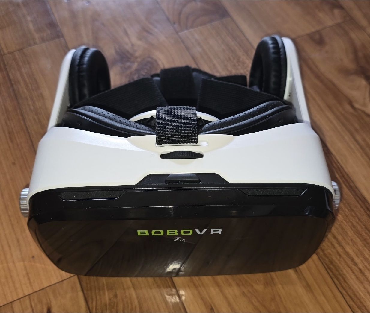 BOBOVR Z4 - очки виртуальной реальности для смартфона
