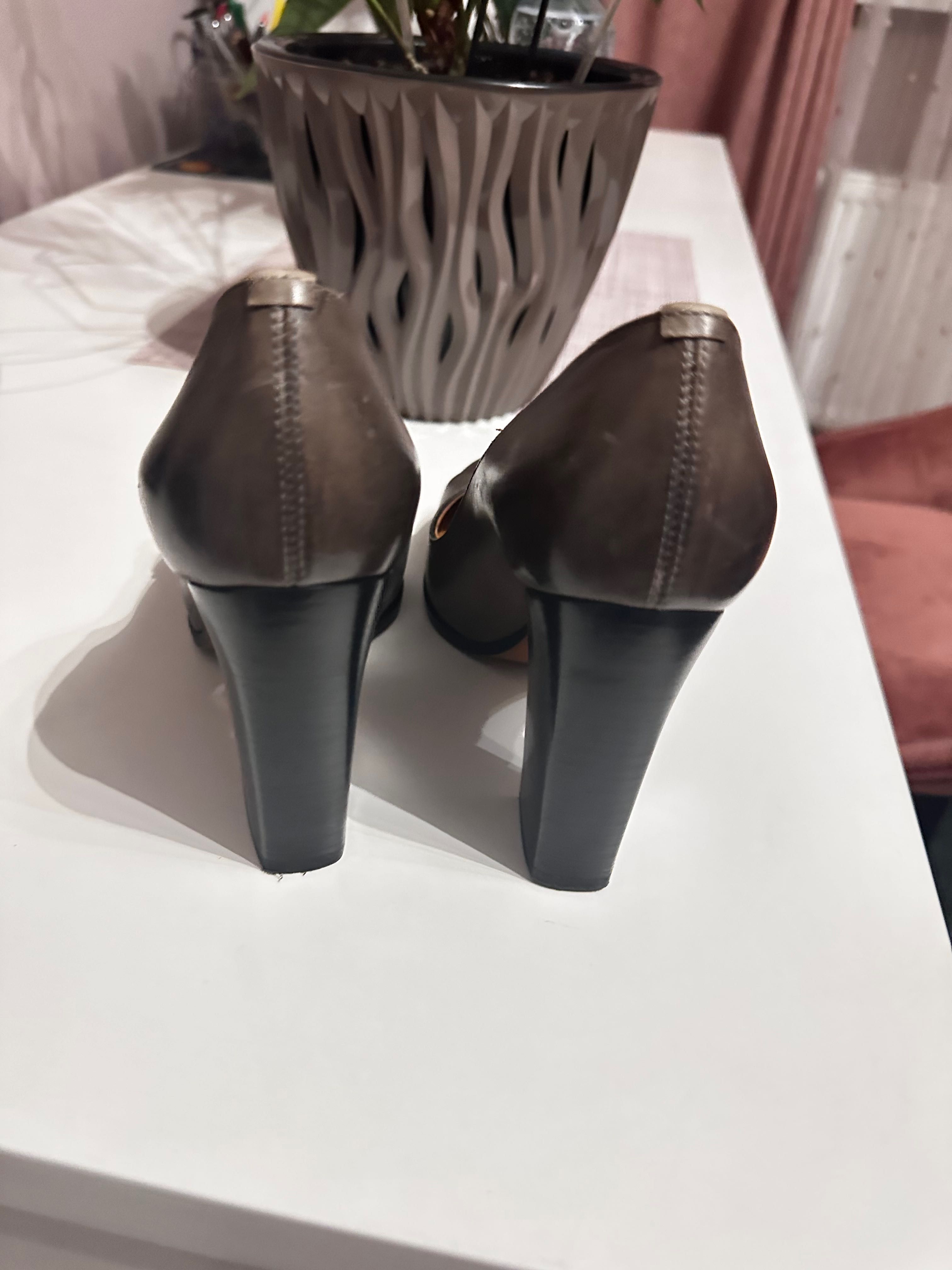 Туфли женские Bally оригинал 36 раз  кабл 6 см идеальное состояние