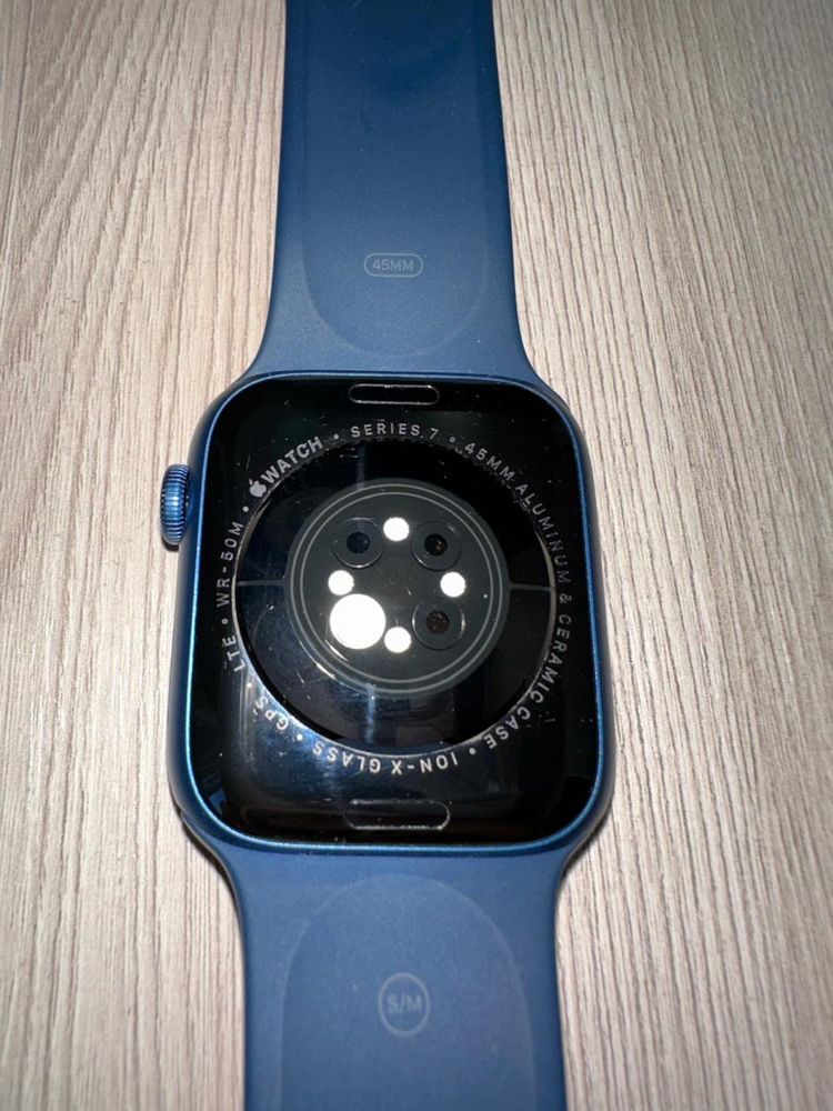 Apple Watch Series 7