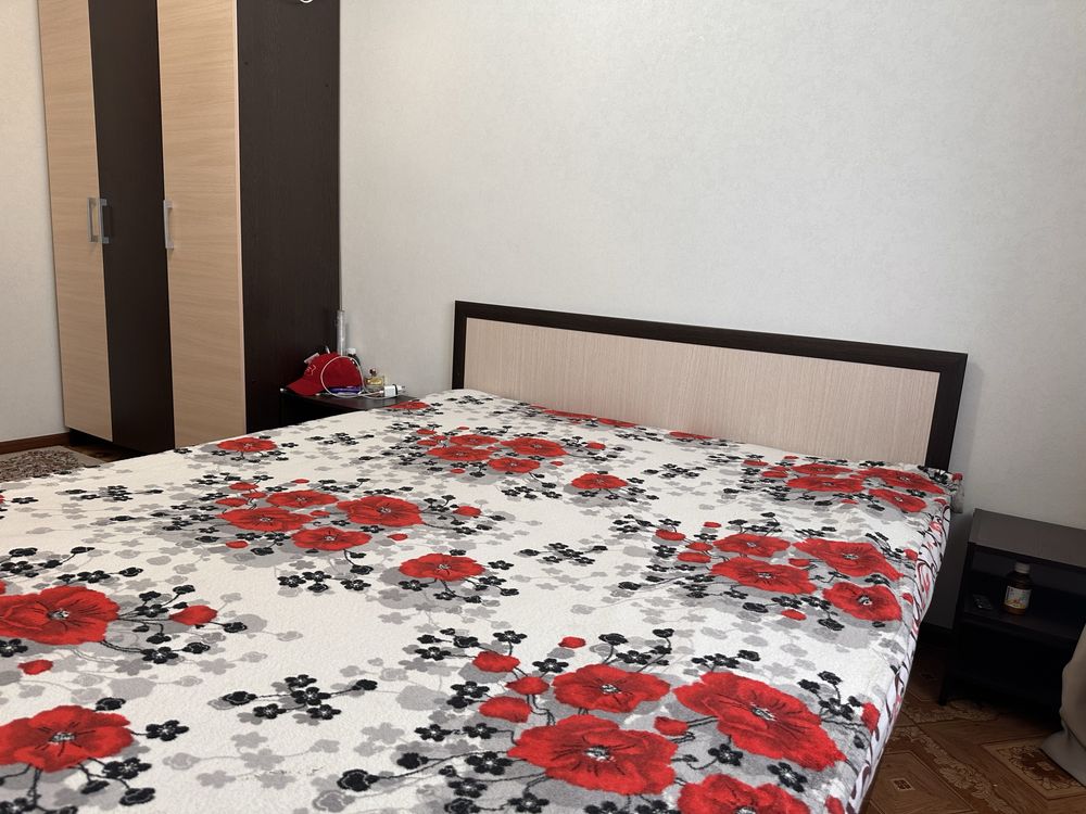 Продам 4х ком район строитель