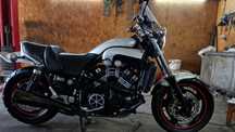 Yamaha v max 1200