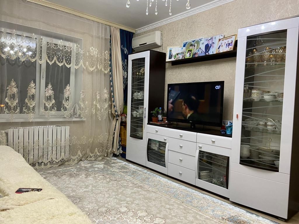 Продам 5 - ти комнатную  квартиру  улучшенной планировки