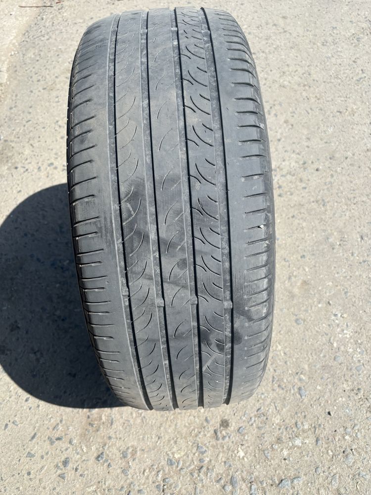 Продам резину б/у 18 размер