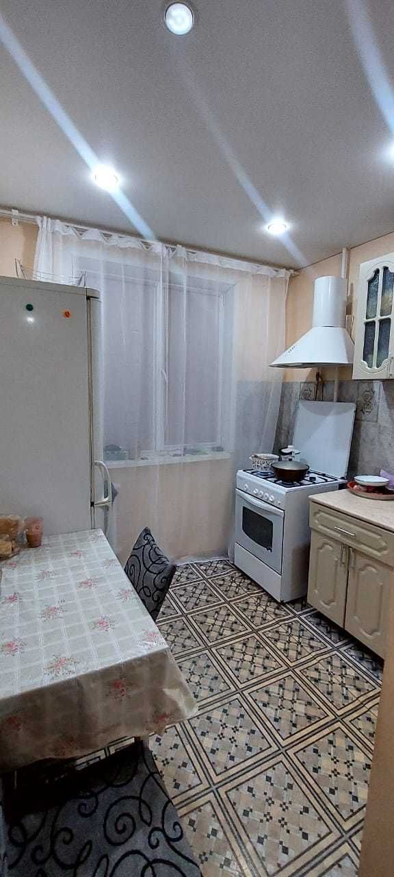 Продаётся 4 ком квартира район ШКОЛЬНИК