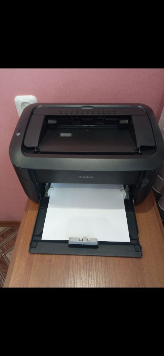 Принтер Canon 6030. Картридж 285а не чипованый, самый практичный.