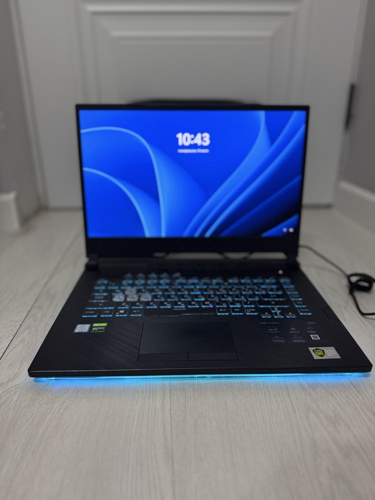 Игровой ноутбук Asus rog StriX