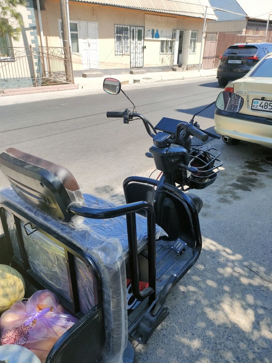 Мотороллер продается