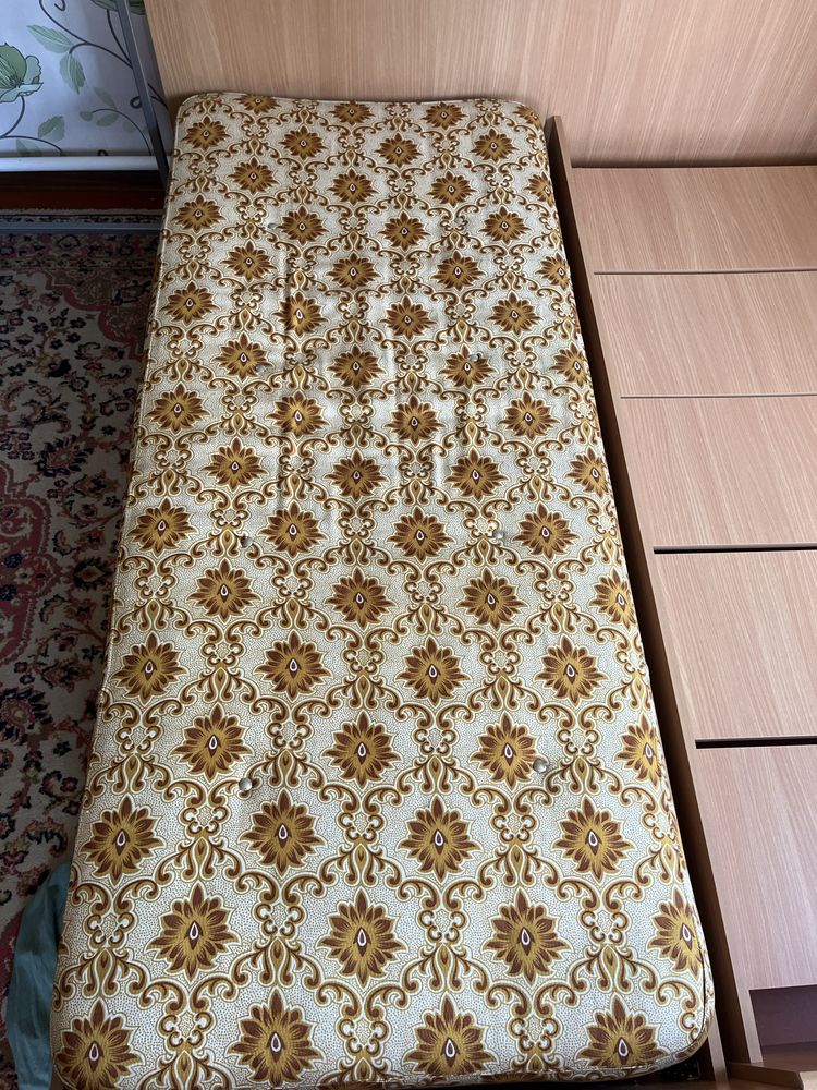 продам кровати односпальные