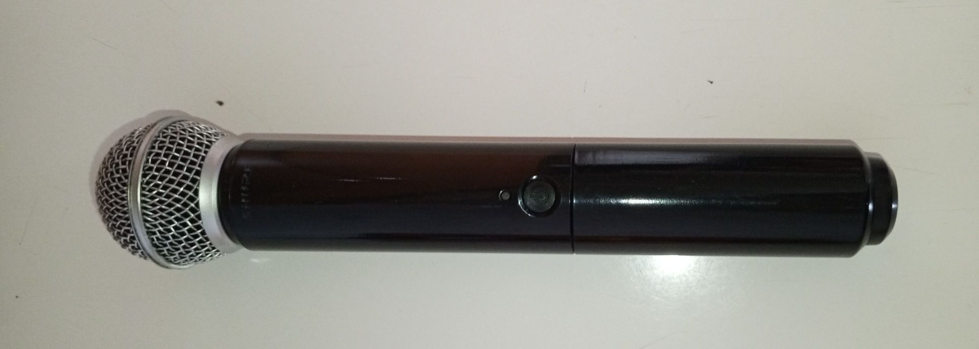 Радиомикрофон Shure BLX.