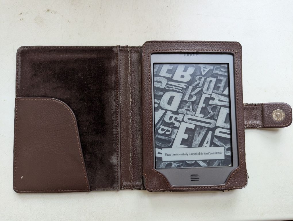 Kindle Touch электронная книга (4 gen)