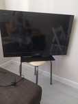 Продам телевизор Sony Bravia, LCD, б/у.  Есть техпаспорт, пульт.