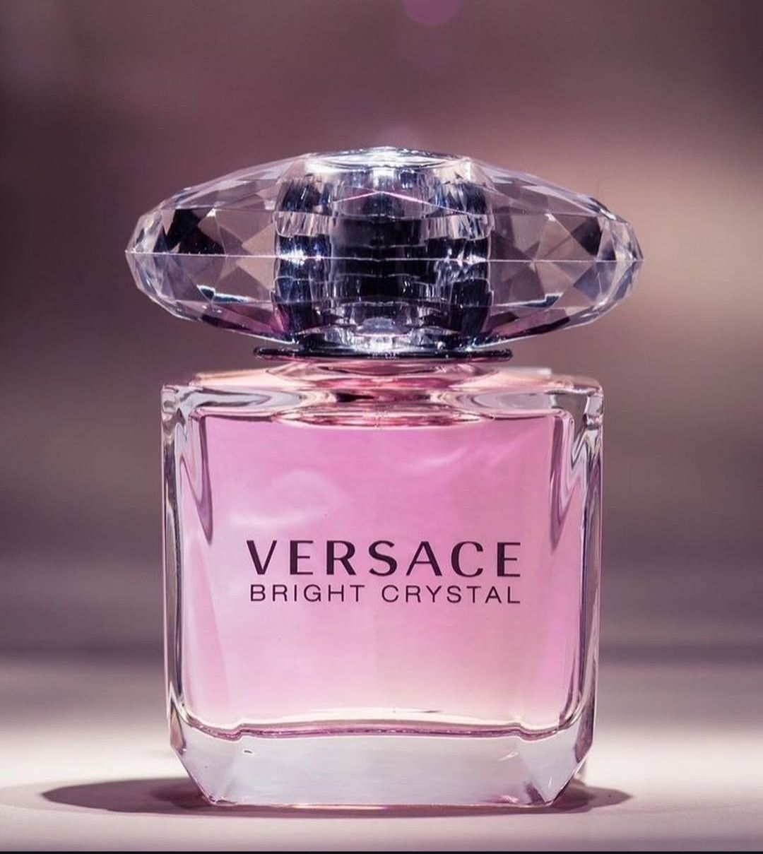 Продаётся Парфюмерная вода Versace Bright Crystal 90m оригинал l