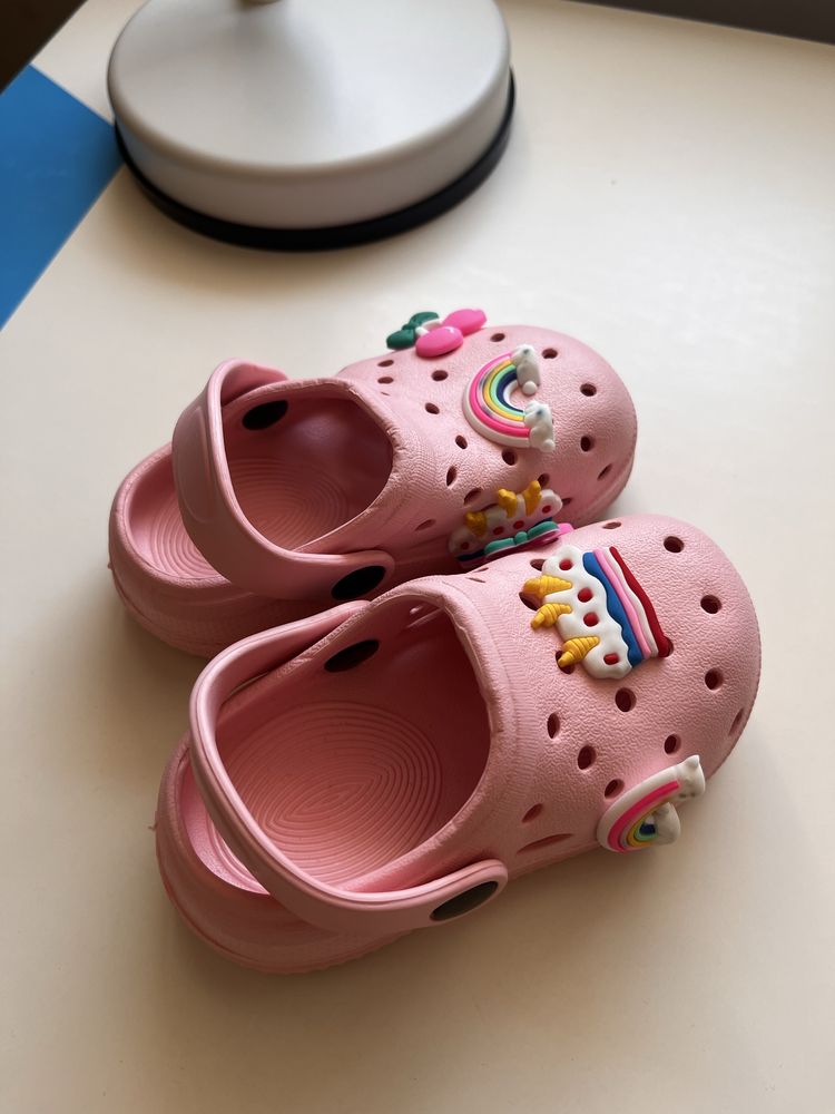 Продам сабо детские