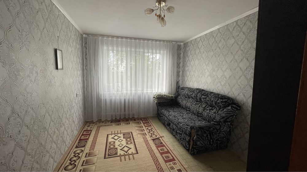 Продам двух комнатную квартиру