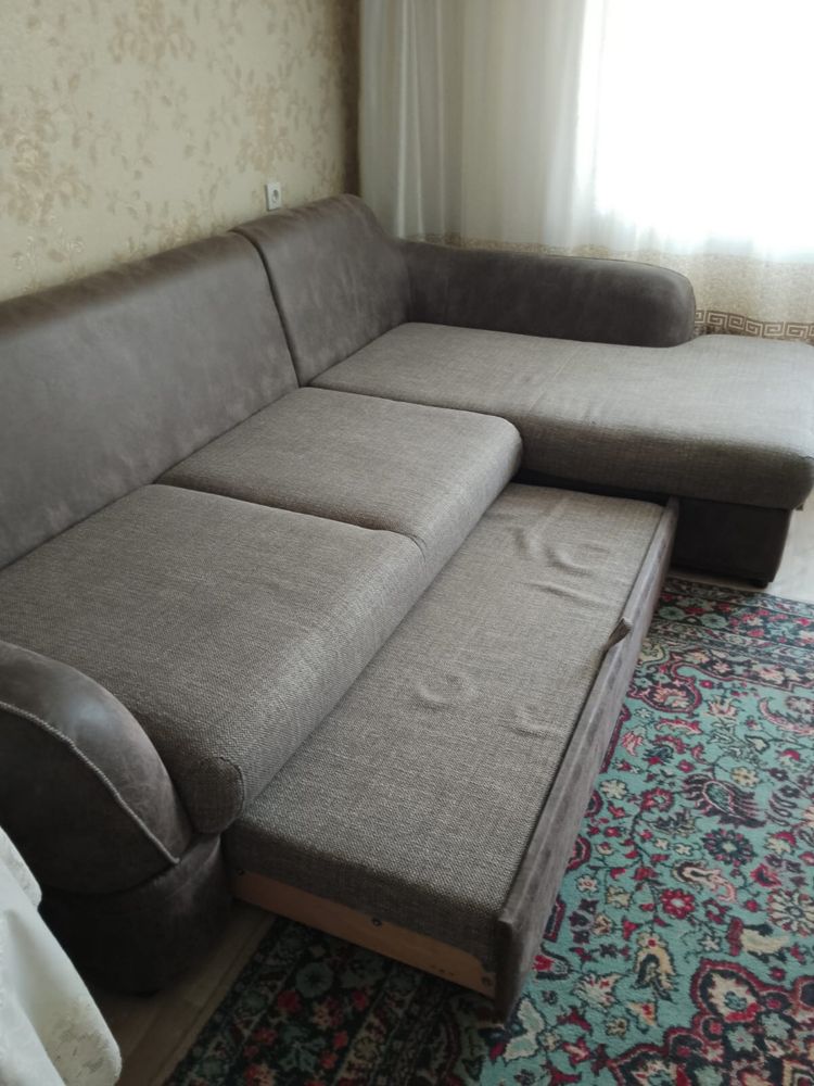 Продам диван с креслом