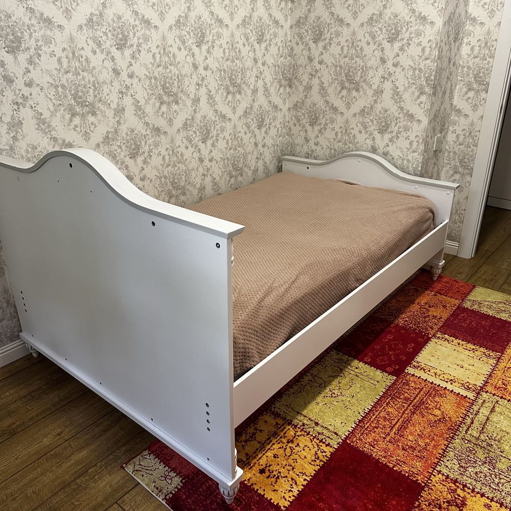 Кровать подростковая