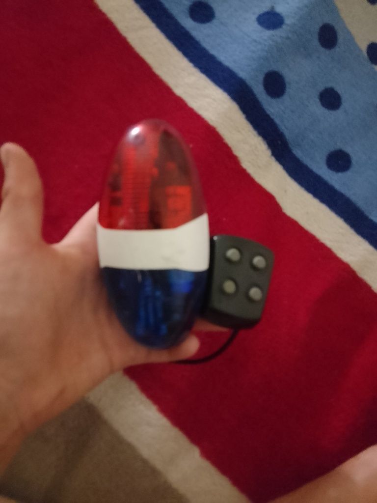 Продаю мигалку для велосипеда