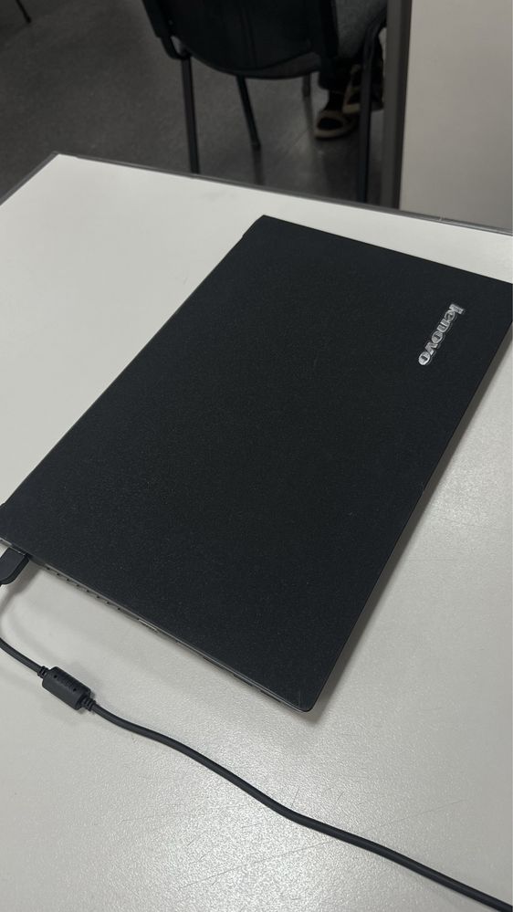 Lenovo зарядкасы бар