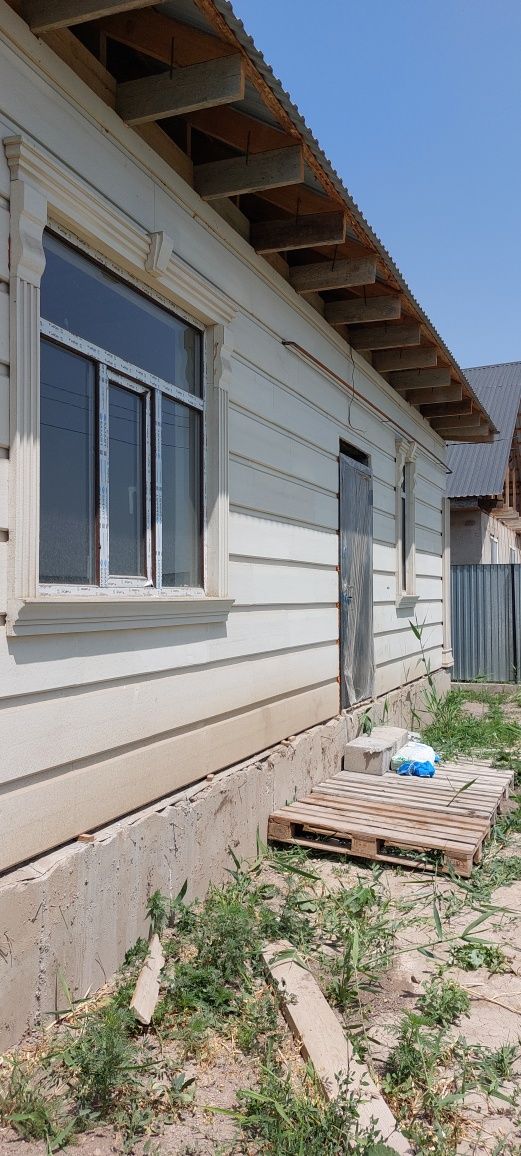 СРОЧНО Продам дом в микрорайоне Кайрат