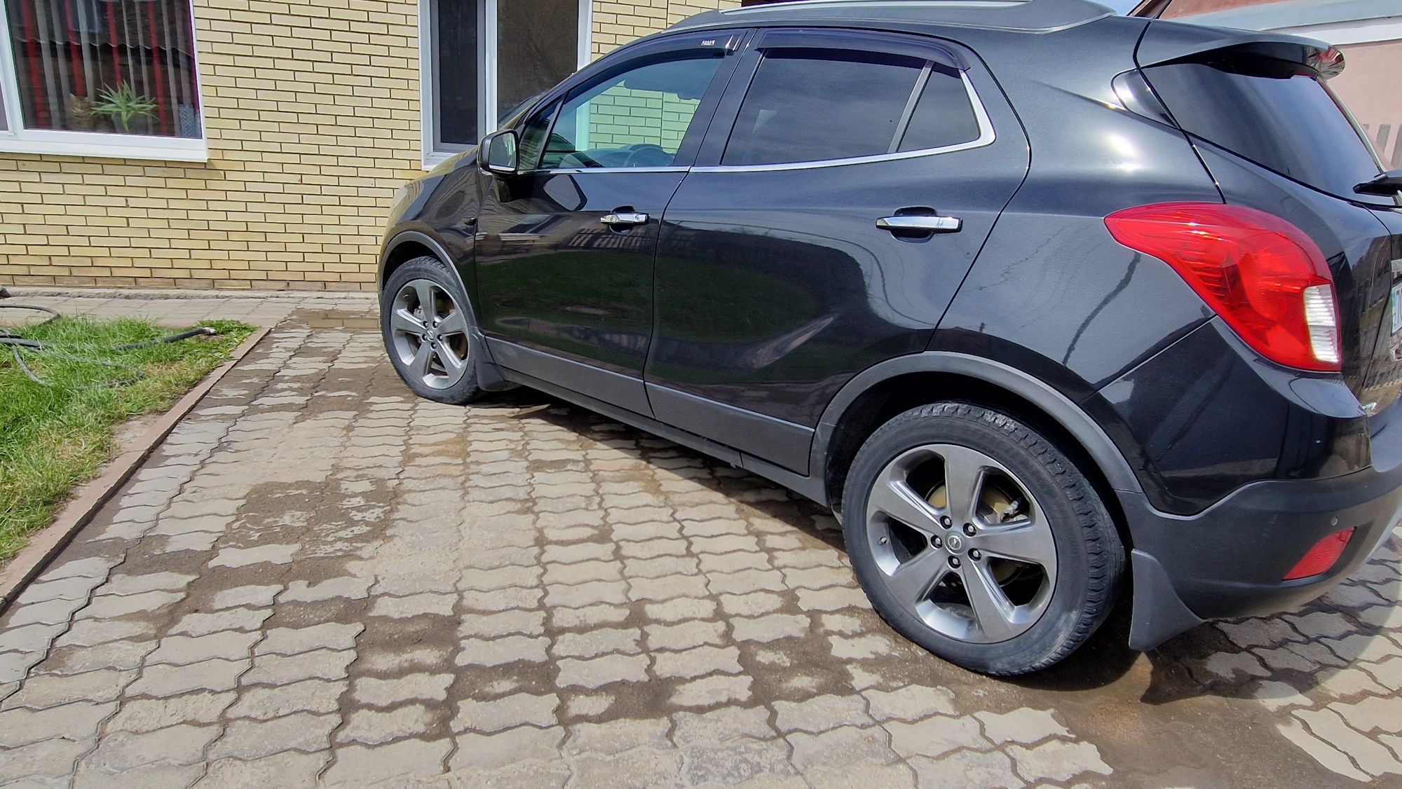 Опель мокка, полный привод, газ гбо, аналог Chevrolet treker.