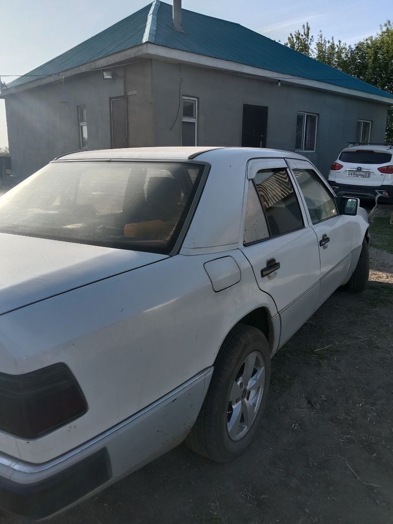 Продам Мерседес ешка, 124 кузов