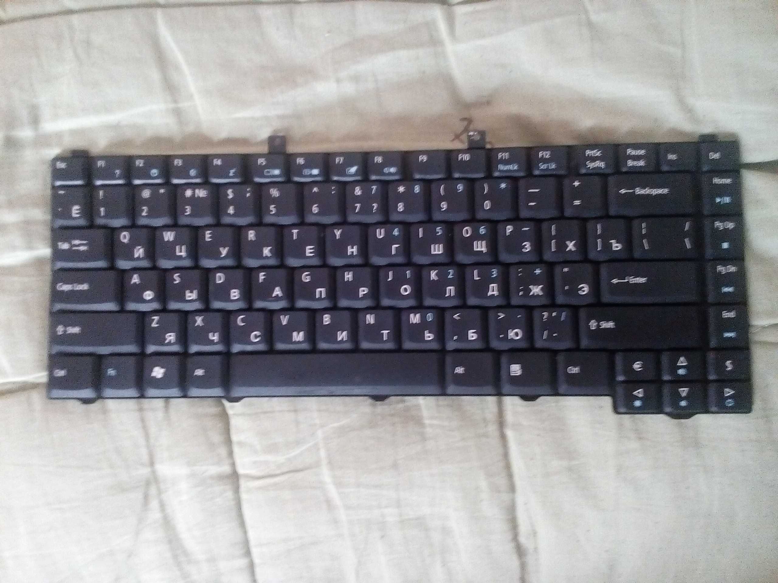 Продам экран на ноутбук Aser Aspire 3630+клавиатура.