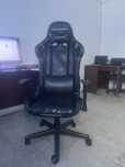 Игровое кресло DXRacer