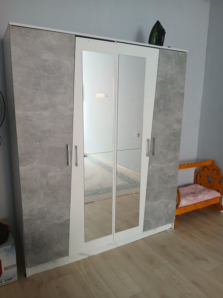 Продам шкаф недорого