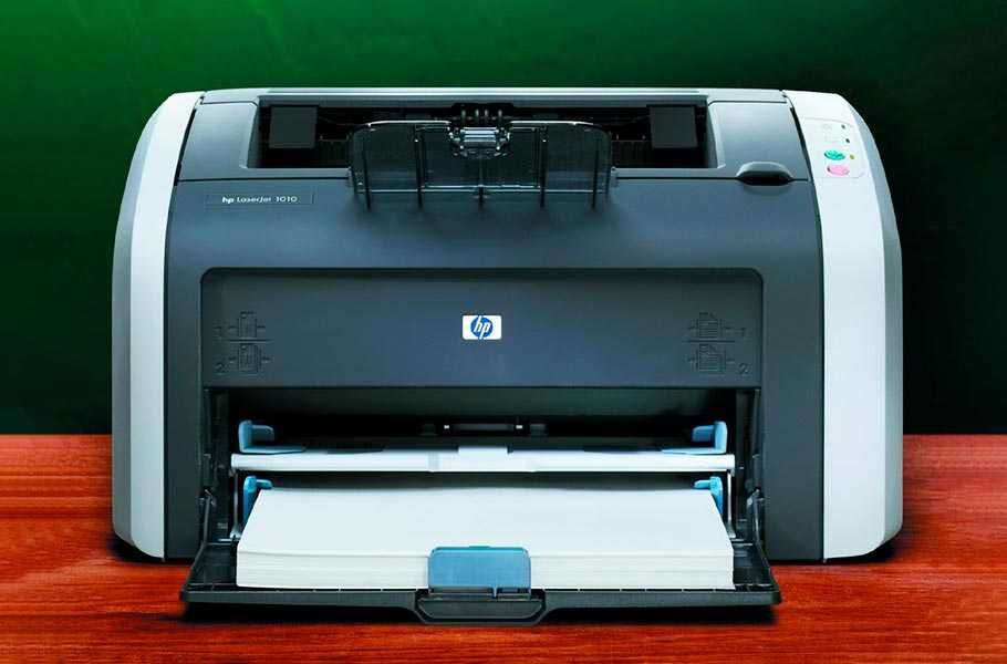HP LaserJet 1010 компактный черно-белый лазерный принтер